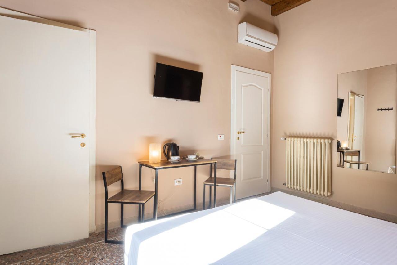 La Torre Garbata Hotel Pisa Exterior foto